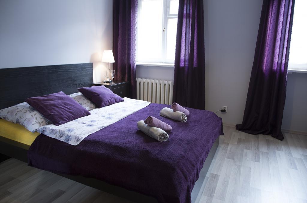 Key Apartments Chmielna Варшава Стая снимка