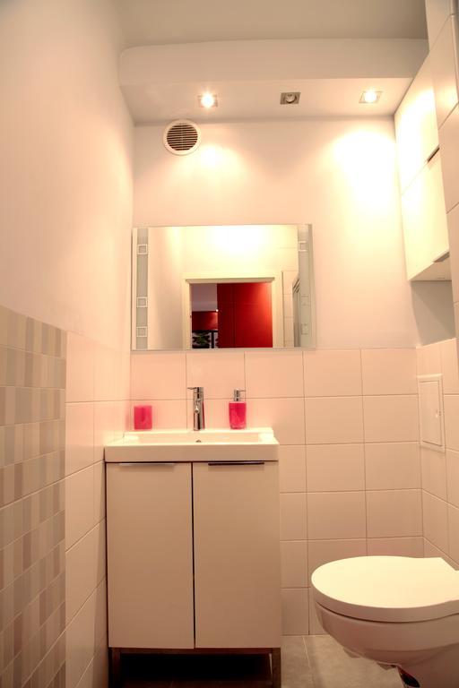 Key Apartments Chmielna Варшава Стая снимка